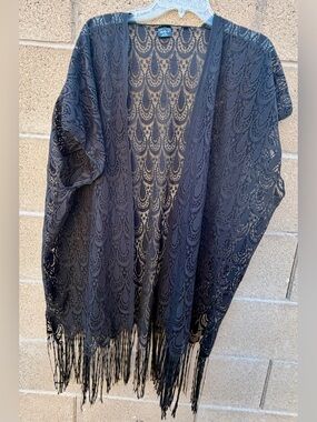 Black Lace Fashly K Fringe Kimono